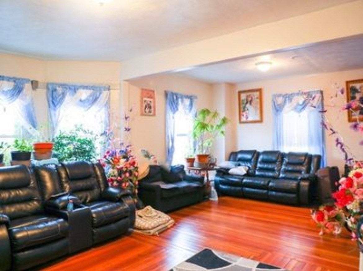 50 Astor Street #2, Lynn, MA, 50 Astor Street #2, Lynn, MA Photo #2