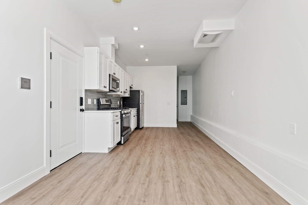 1137 Washington 9