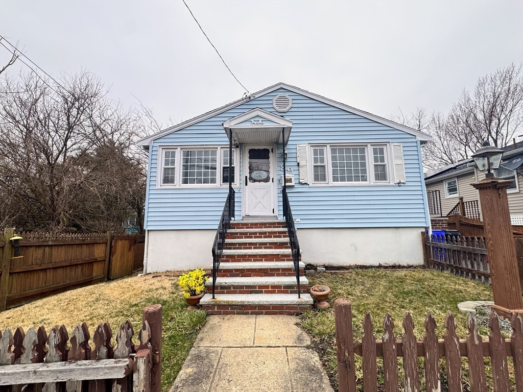 89 Cleveland St