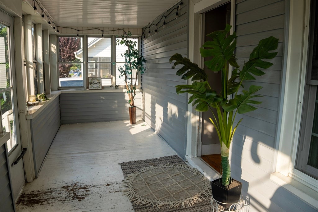 130 Littleton St, Springfield, MA Photo #8