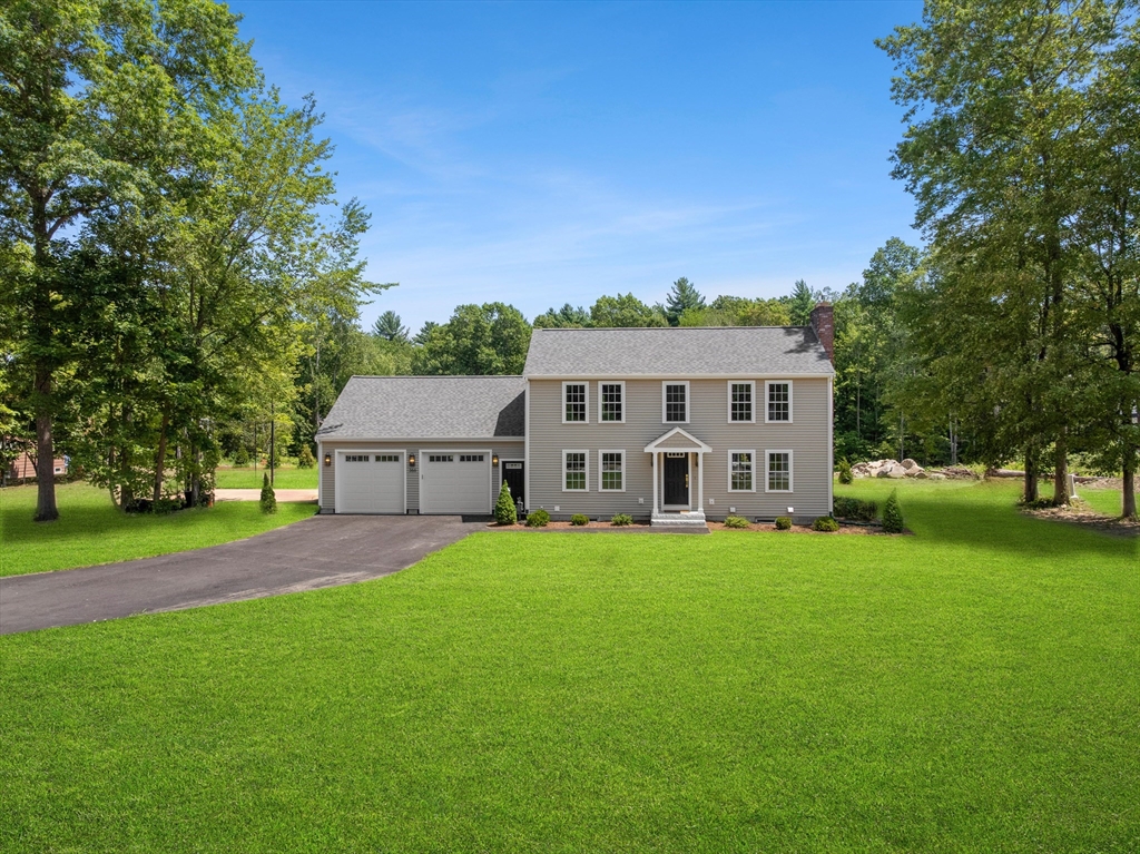 366 Center St