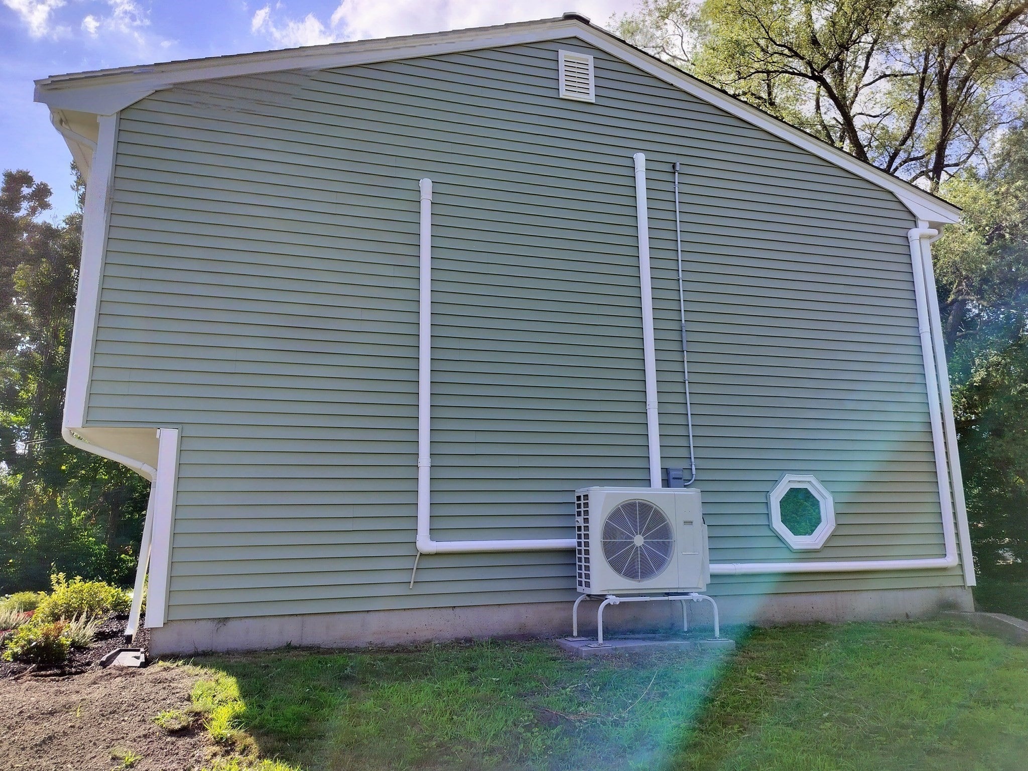 218 Pleasant St