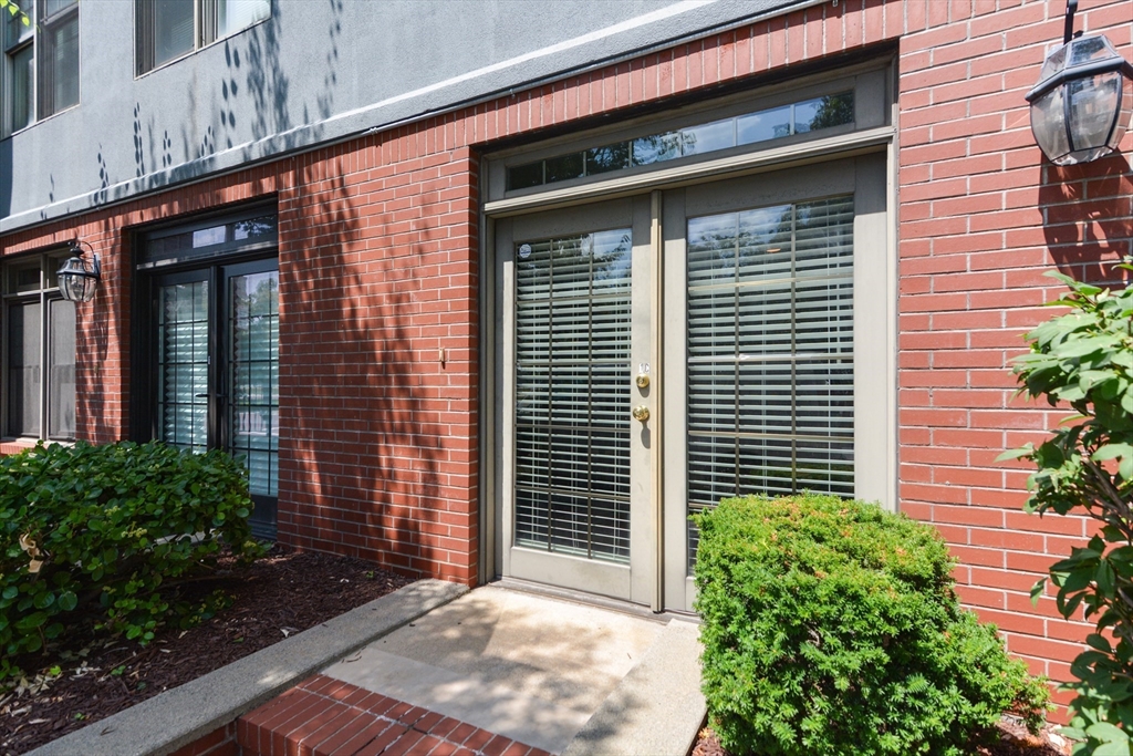 1306 Columbia Rd 1C