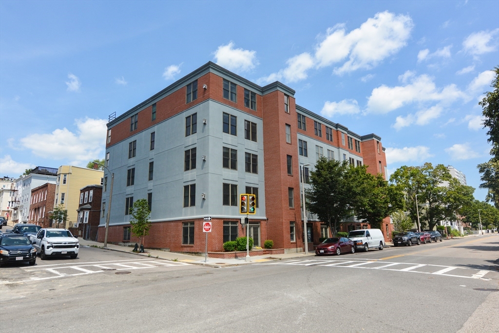 1306 Columbia Rd 1C