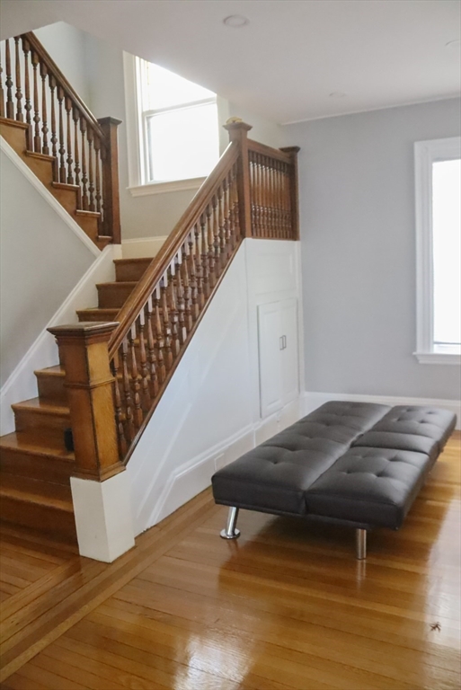31 Tremlett St