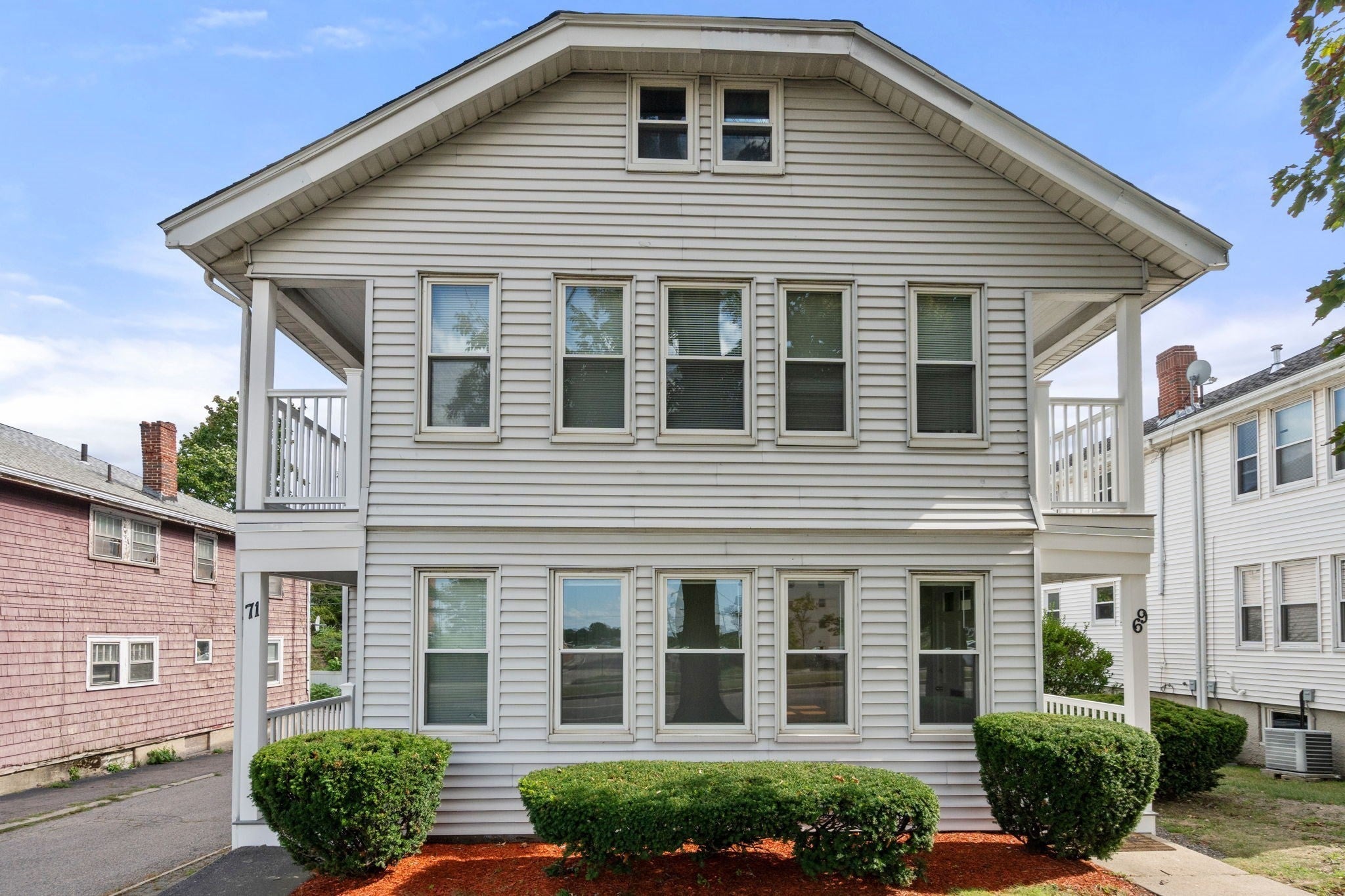 69-71 Quincy Shore Dr