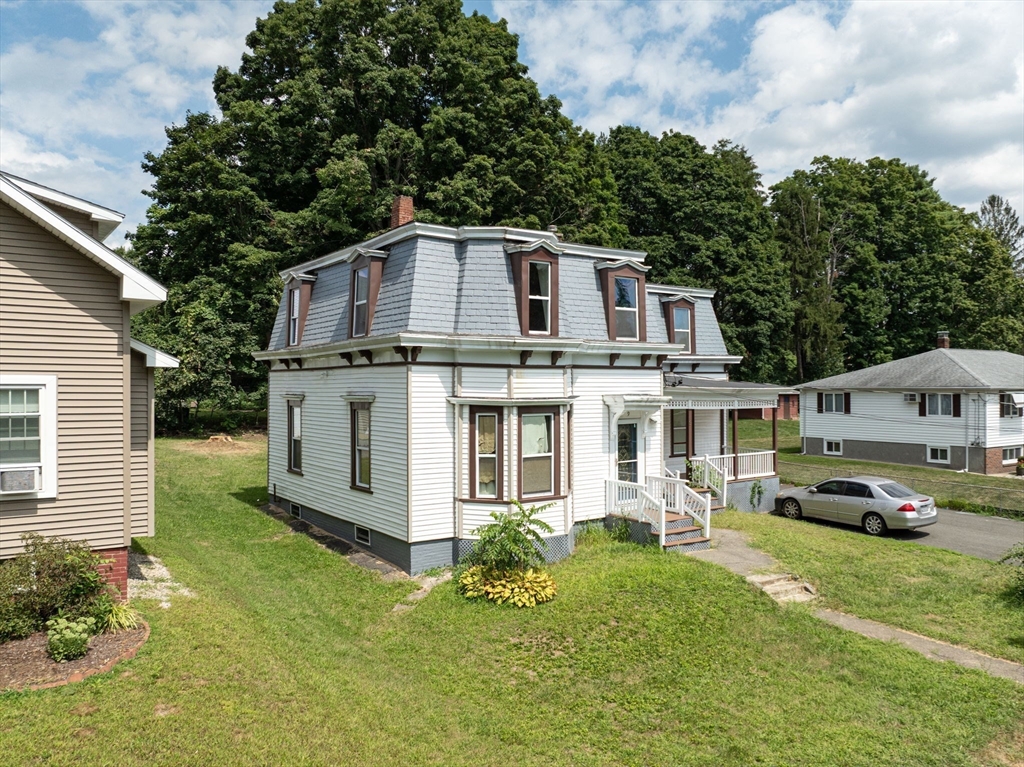 Ware, Massachusetts 01082, United States, 5 Bedrooms Bedrooms, ,2 BathroomsBathrooms,Residential,Contingent,186871