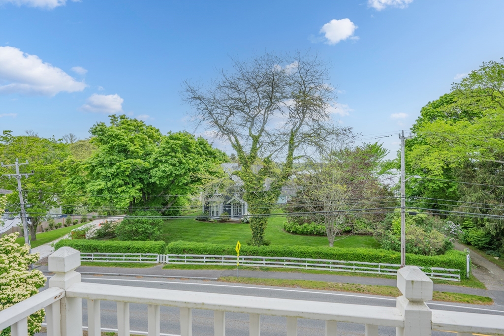 925 Main St 3