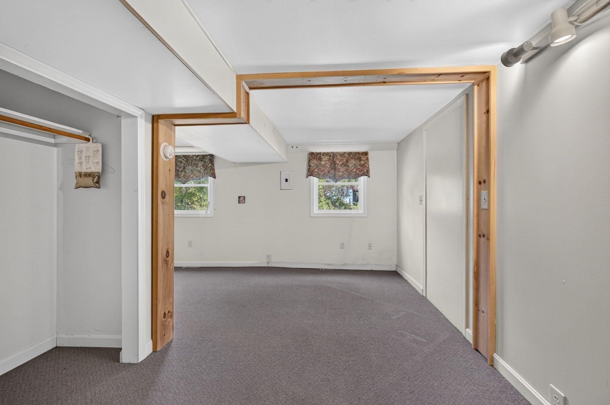 12 Sunset Cir, Derry, NH, 12 Sunset Cir, Derry, NH Photo #31