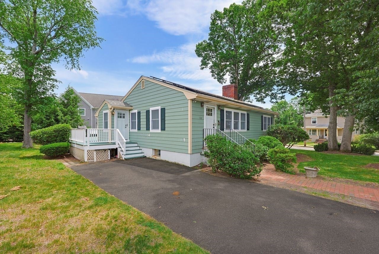 138 Tolman Street, Newton, MA Photo #2