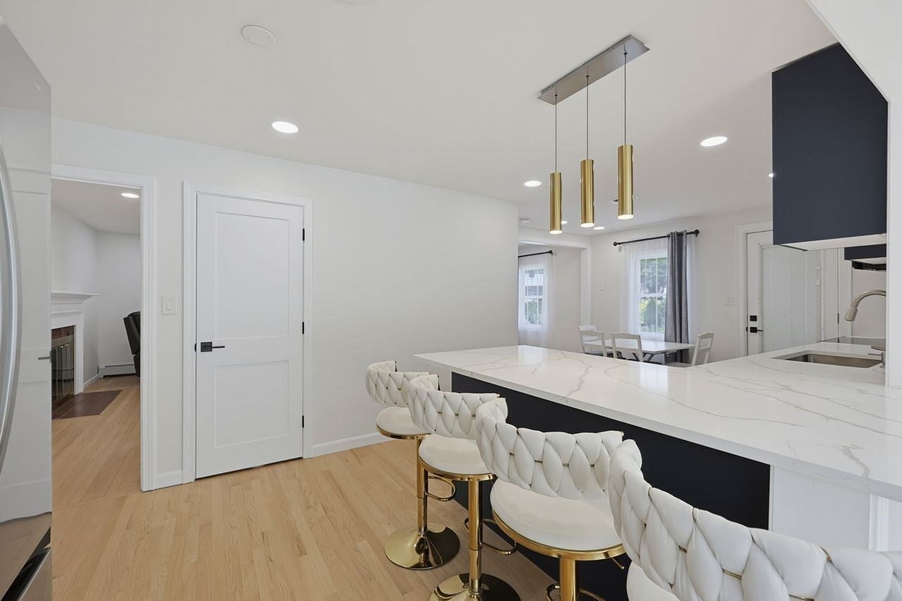 138 Tolman Street, Newton, MA Photo #6
