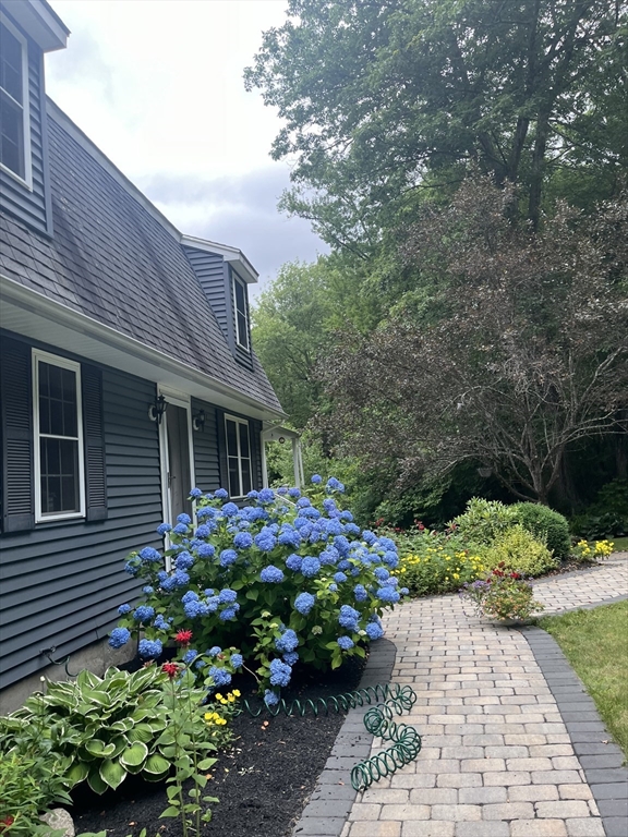 65 Old Spencer Rd