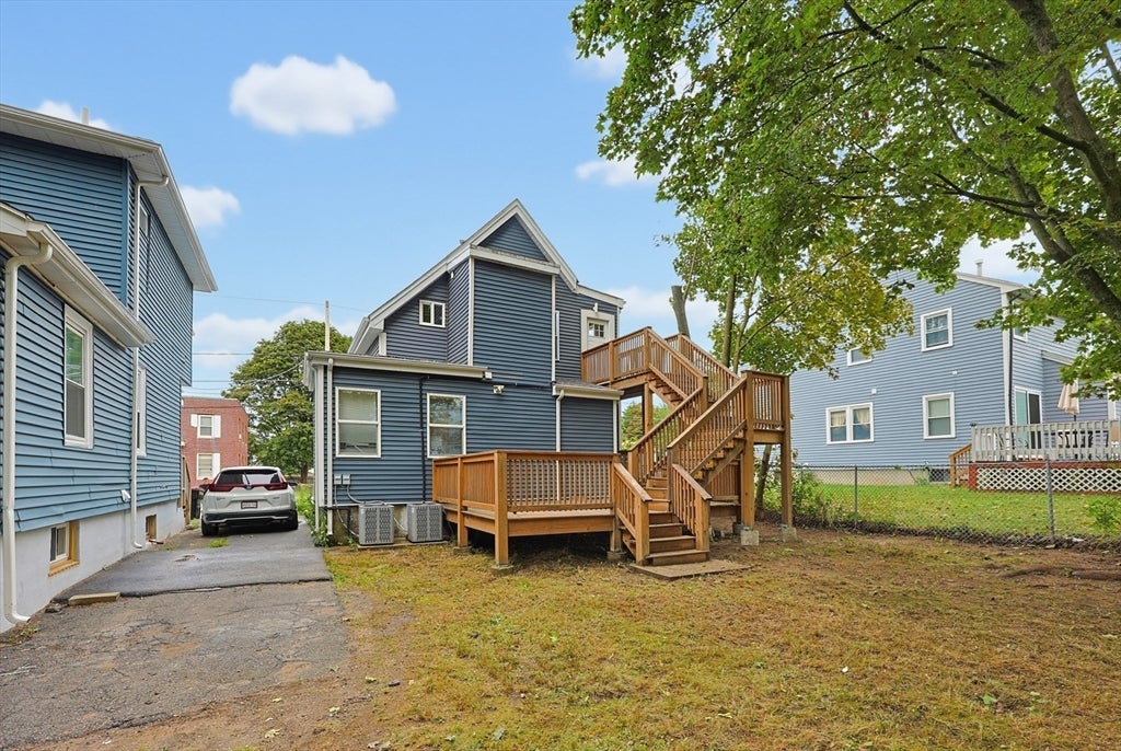 31 Saint Casimir Ave, Brockton, MA Photo #34