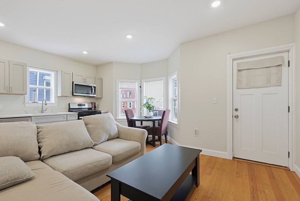 31 Saint Casimir Ave, Brockton, MA Photo #2