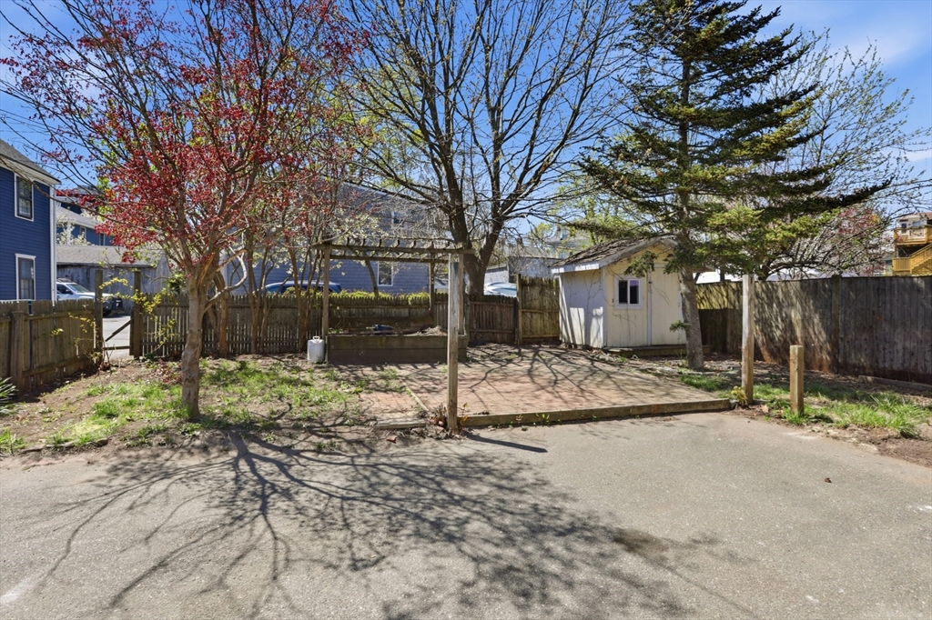 16 Pleasant Street