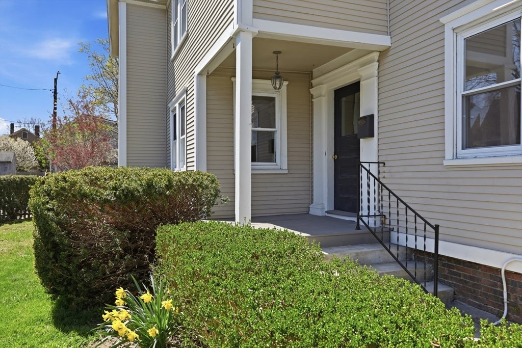 16 Pleasant Street