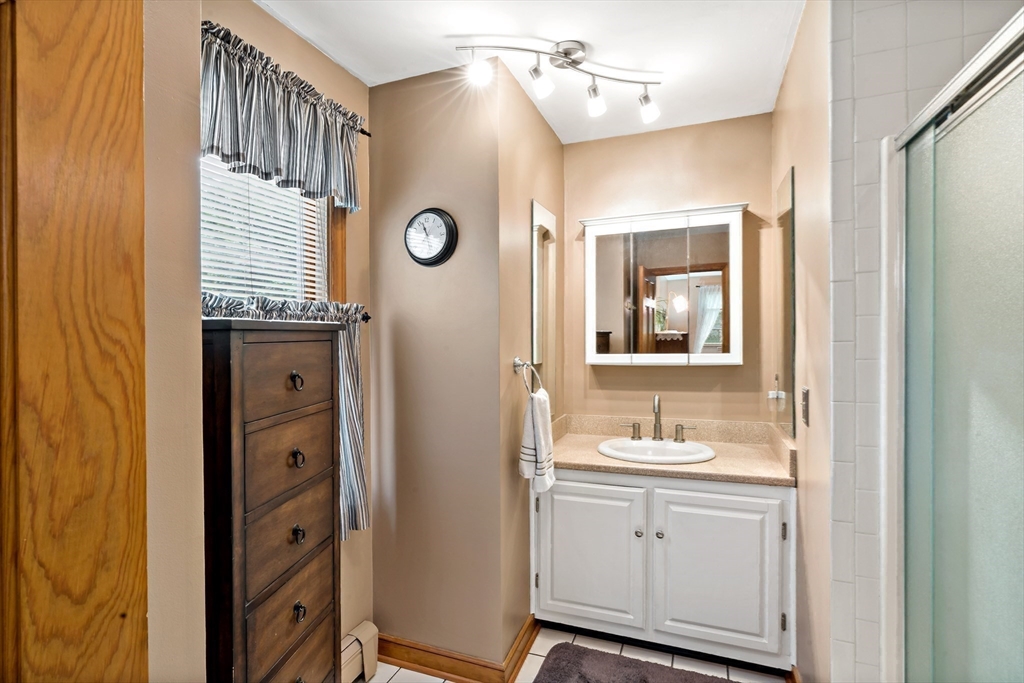 8 Peter Cooper Drive, Wareham, MA, 8 Peter Cooper Drive, Wareham, MA Photo #26