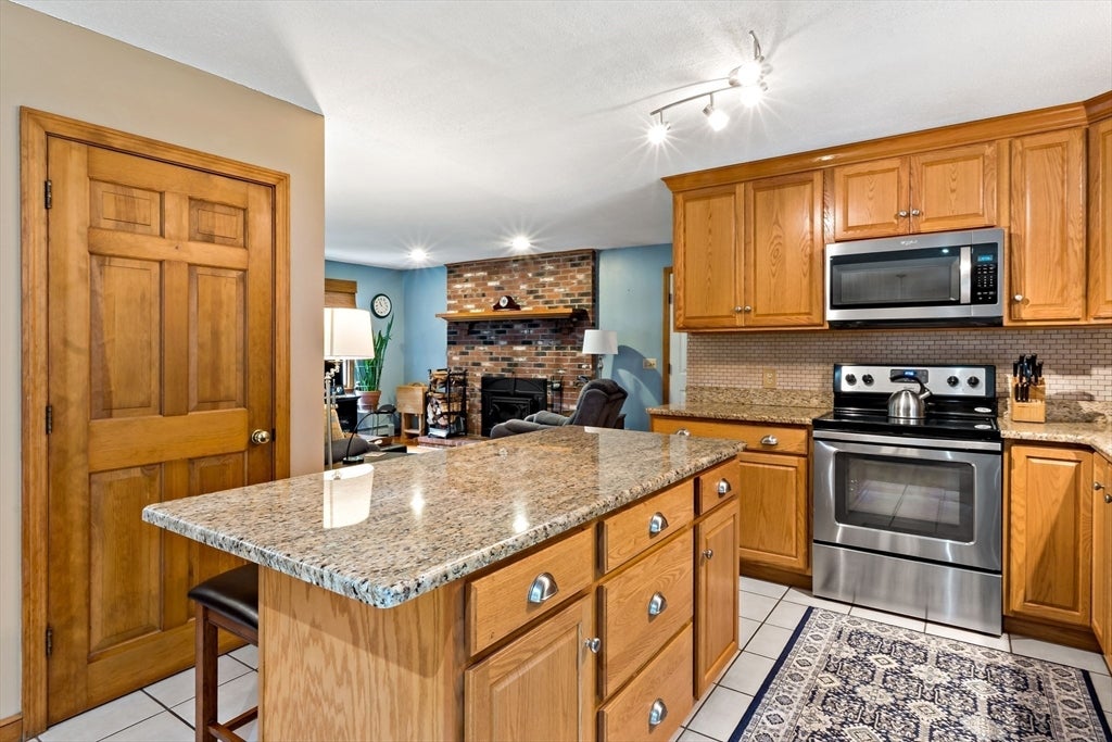 8 Peter Cooper Drive, Wareham, MA, 8 Peter Cooper Drive, Wareham, MA Photo #11
