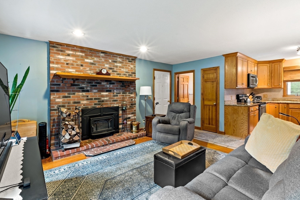 8 Peter Cooper Drive, Wareham, MA, 8 Peter Cooper Drive, Wareham, MA Photo #17