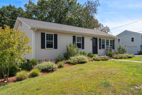 15 Burrill Ave Methuen MA 01844