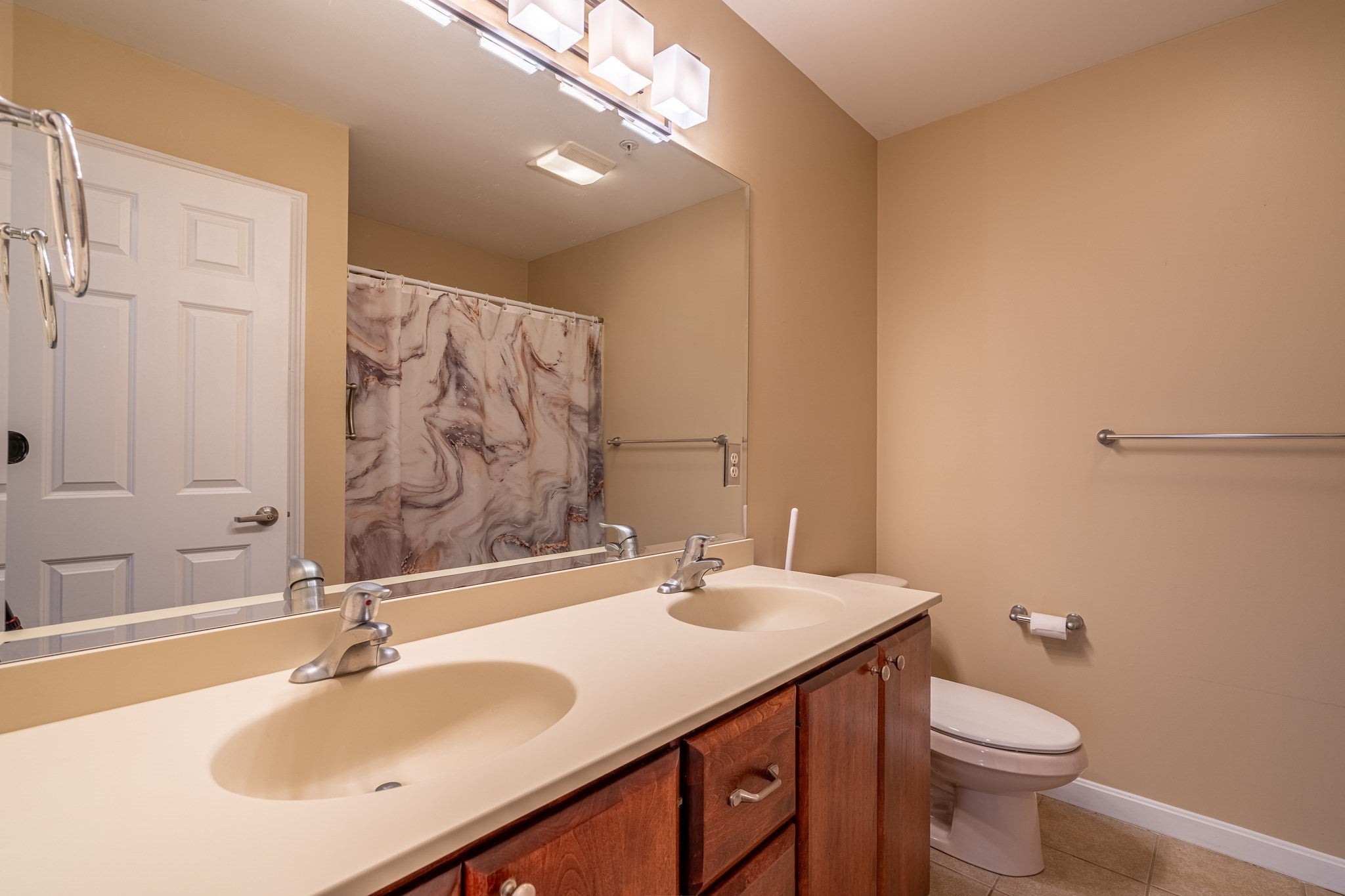 34 Burnham Rd #402, Methuen, MA, 34 Burnham Rd #402, Methuen, MA Photo #11