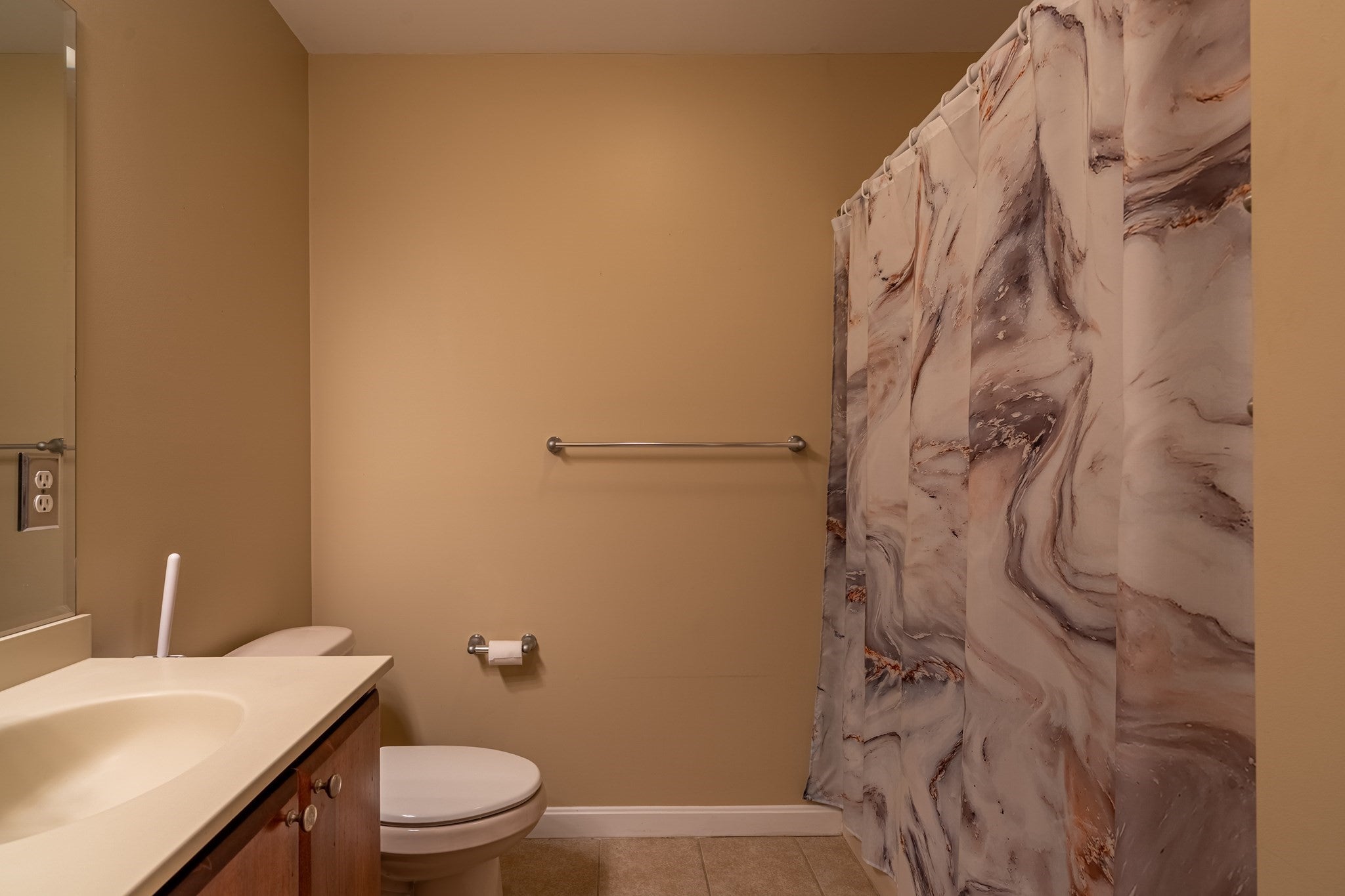34 Burnham Rd #402, Methuen, MA, 34 Burnham Rd #402, Methuen, MA Photo #12