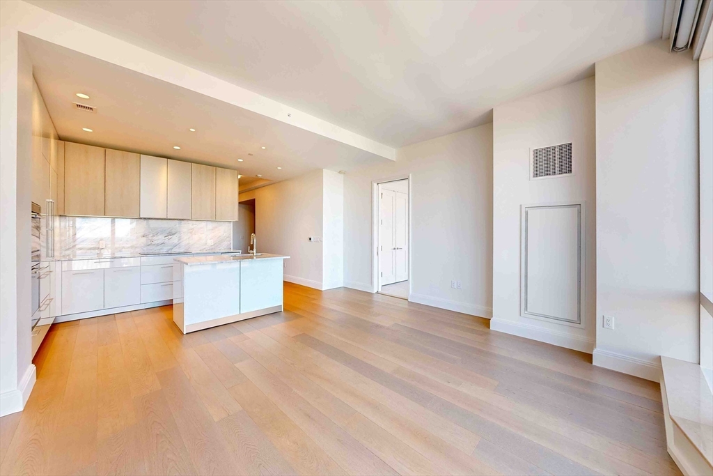 240 Devonshire Street 4811