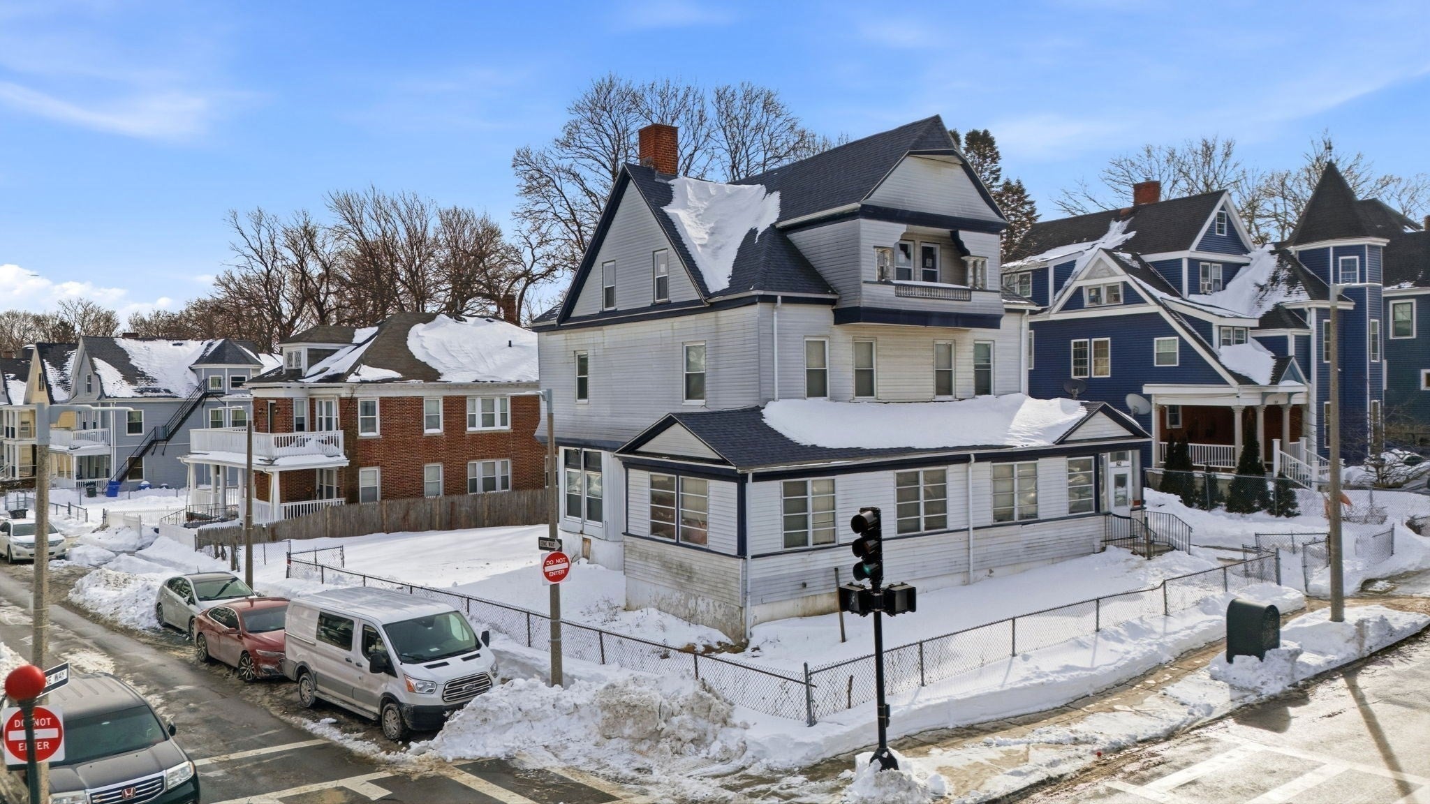 162 Humboldt Ave