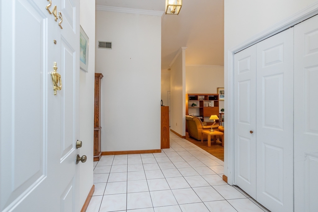 181 Littleton Rd Bldg 7 242