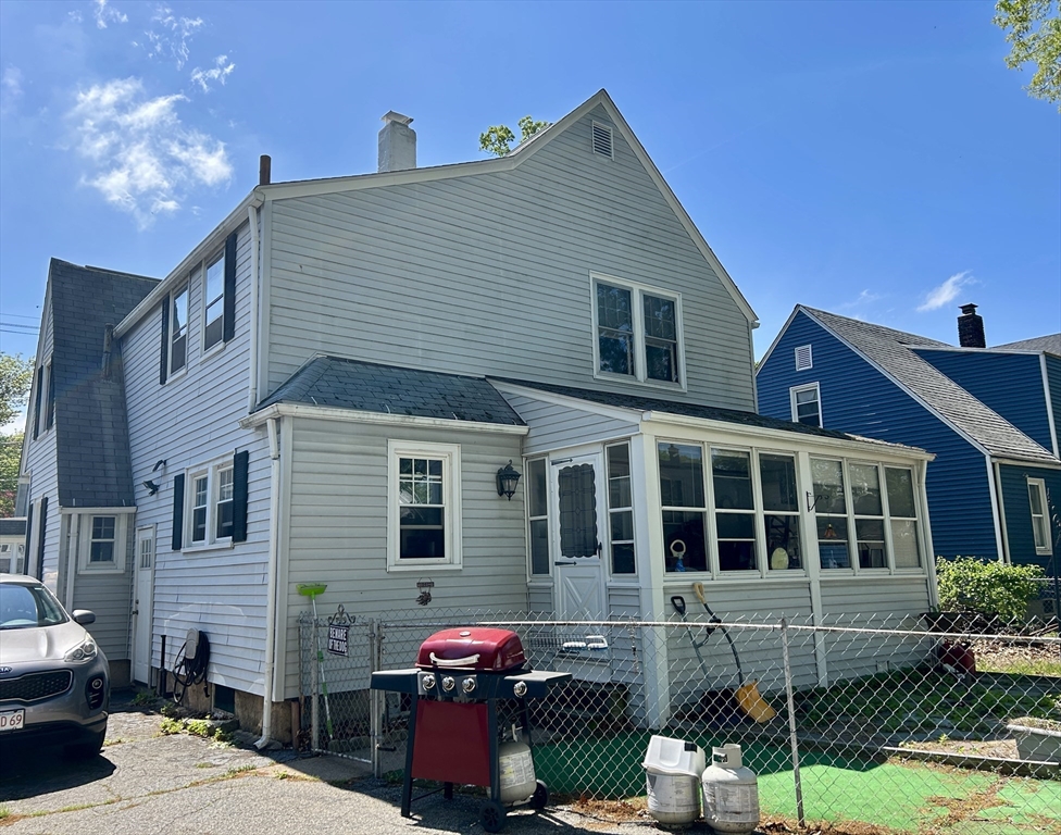 153 Carver St