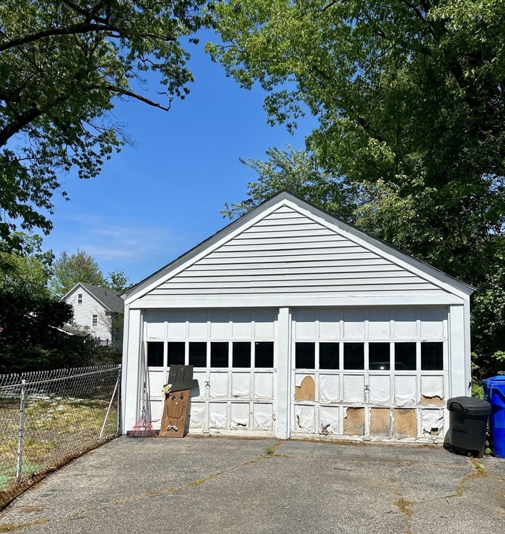 153 Carver St
