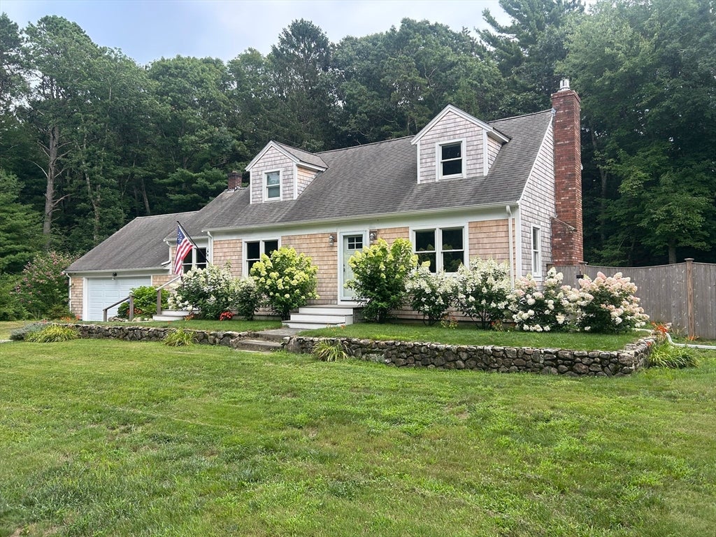 23 Clubhouse Dr