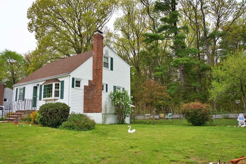 35 Hillsdale Rd