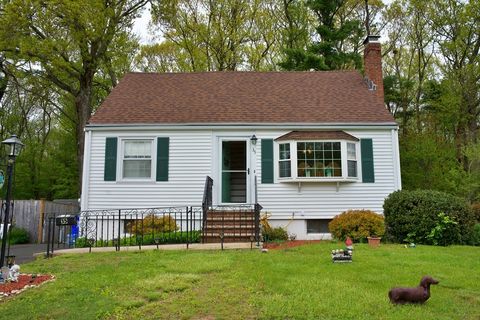 Photo of 35 Hillsdale Rd, Holbrook, MA 02343 (MLS # 73518641)