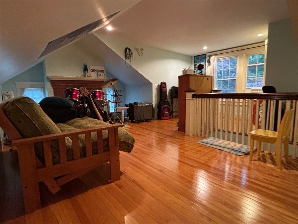 100 Dana ST, Amherst, MA, 100 Dana ST, Amherst, MA Photo #35