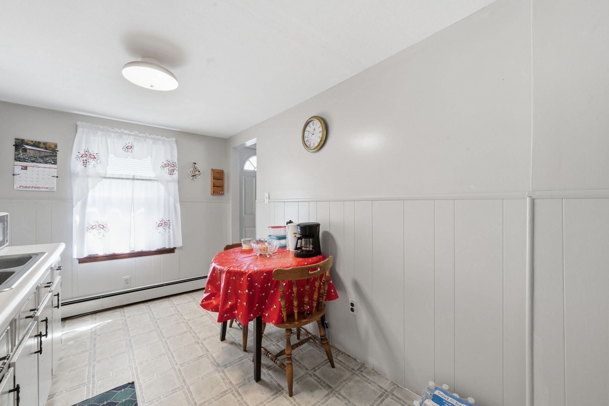 37 Howard St, Chicopee, MA, 37 Howard St, Chicopee, MA Photo #21