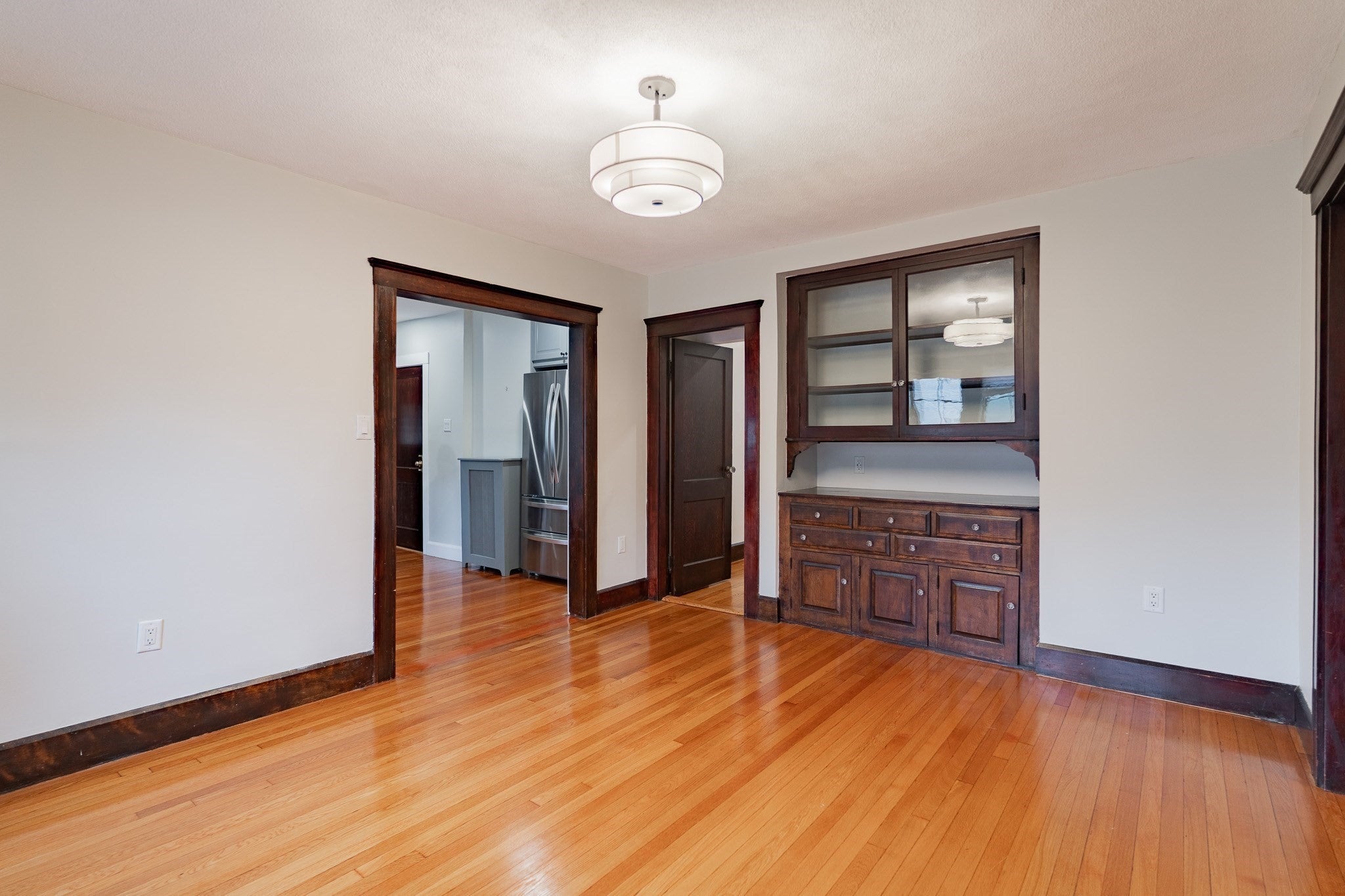 35 Rossmere ST #1, Newton, MA Photo #5