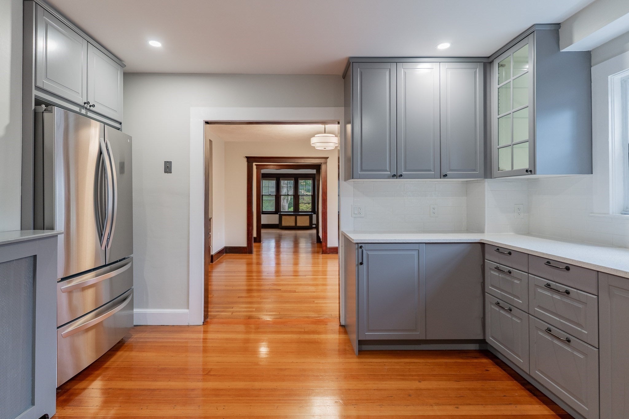 35 Rossmere ST #1, Newton, MA Photo #3