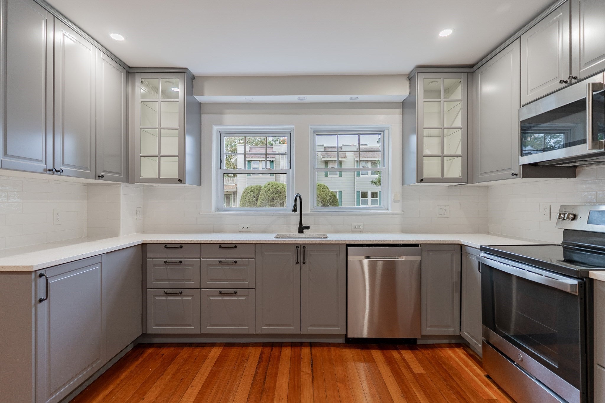 35 Rossmere ST #1, Newton, MA Photo #1