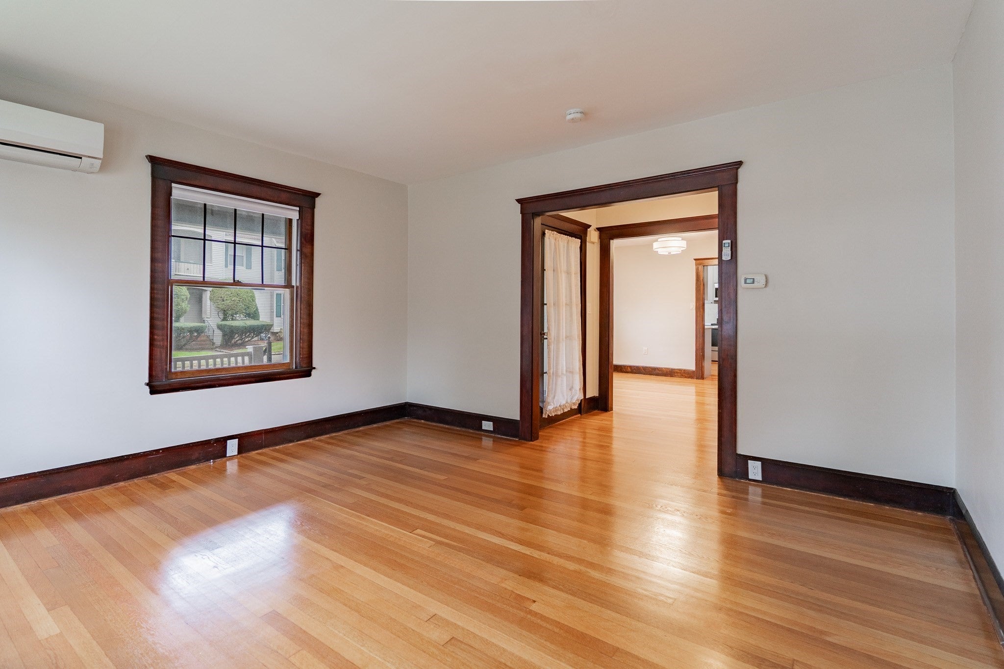 35 Rossmere ST #1, Newton, MA Photo #7