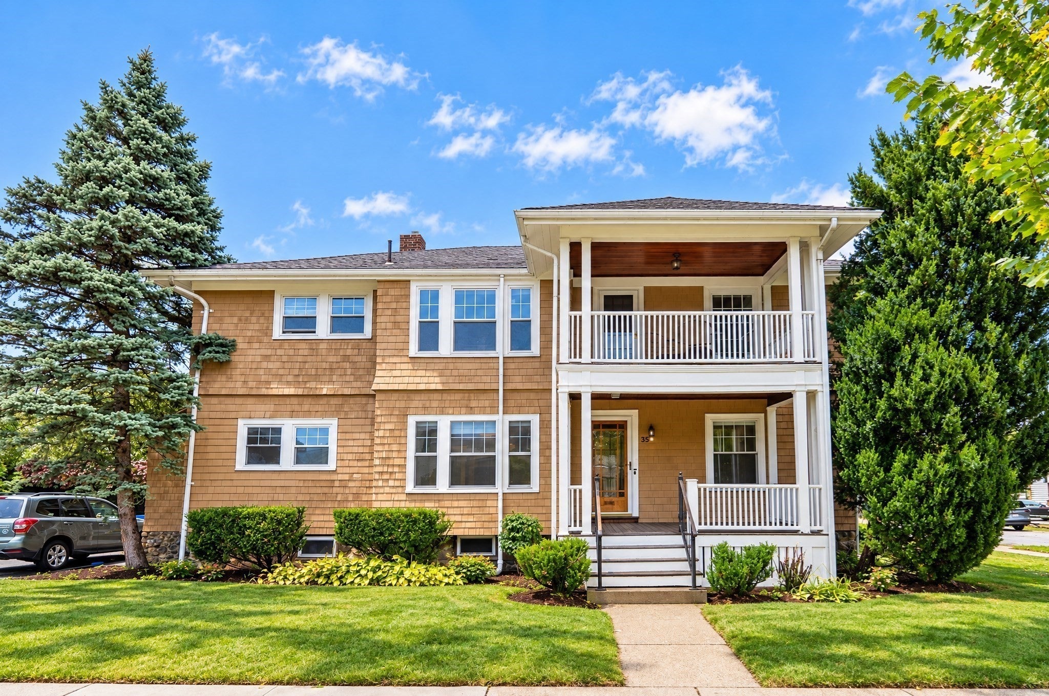 35 Rossmere ST #1, Newton, MA Photo #19