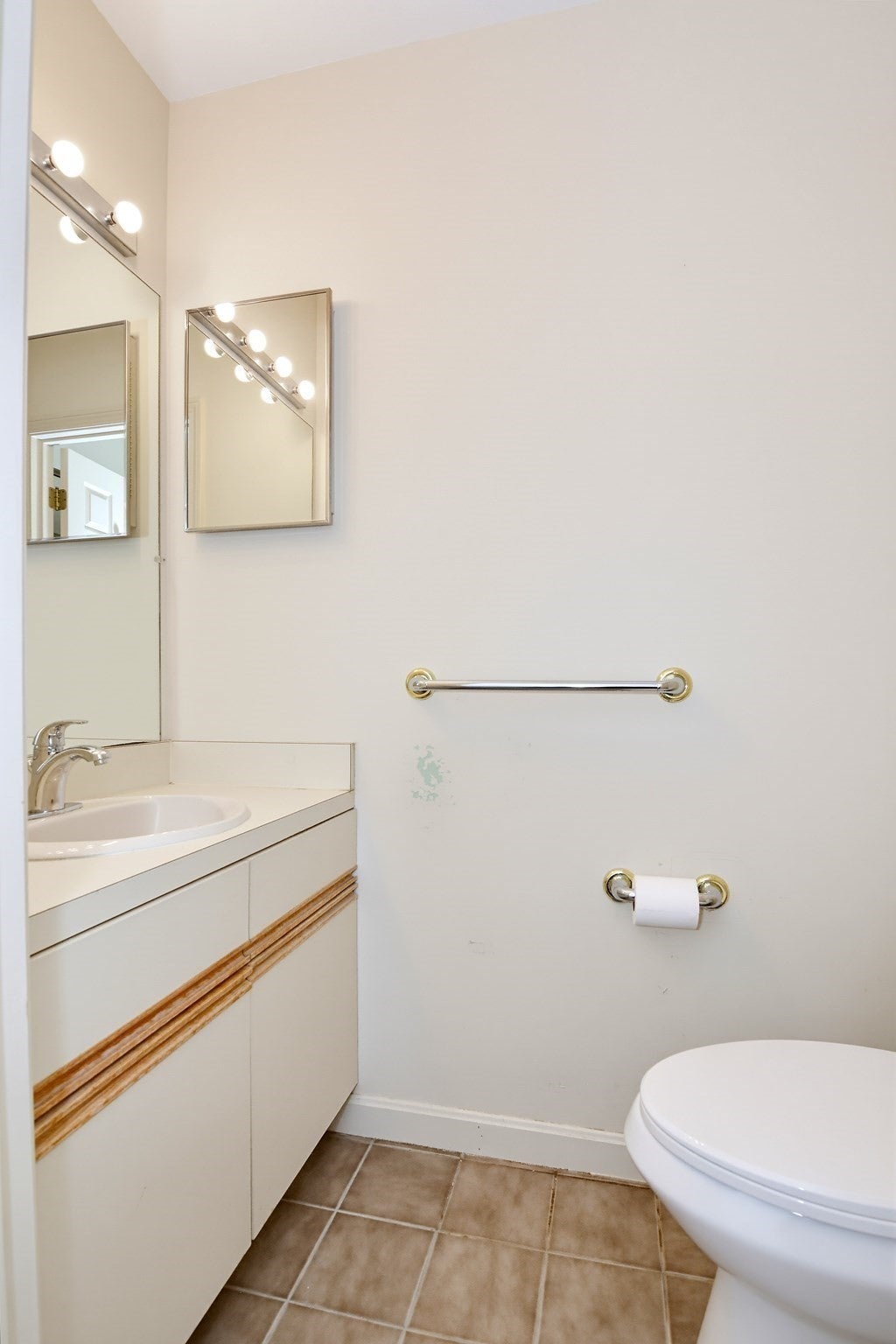 9 Landing Dr #9, Methuen, MA, 9 Landing Dr #9, Methuen, MA Photo #14