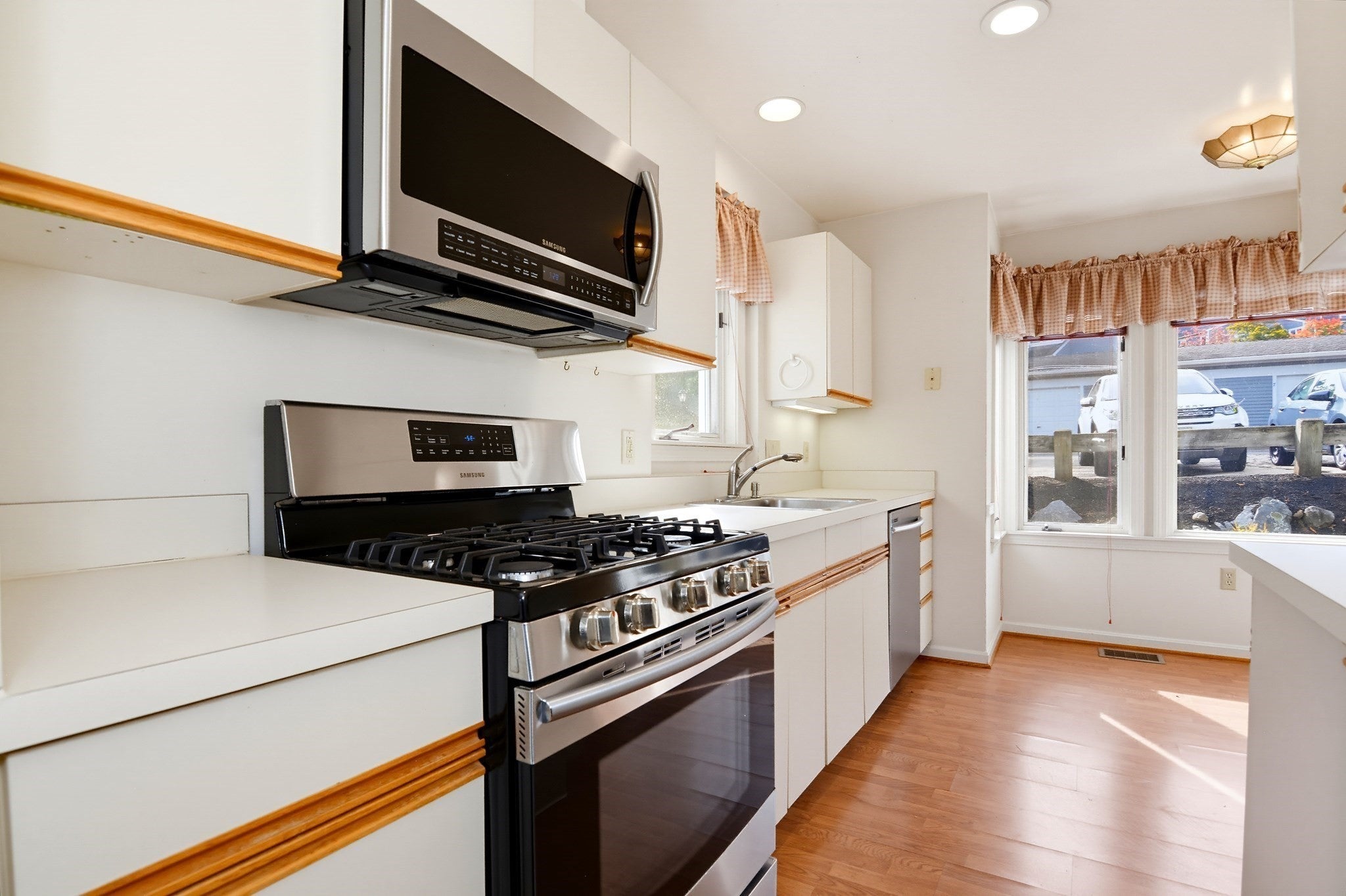 9 Landing Dr #9, Methuen, MA, 9 Landing Dr #9, Methuen, MA Photo #5