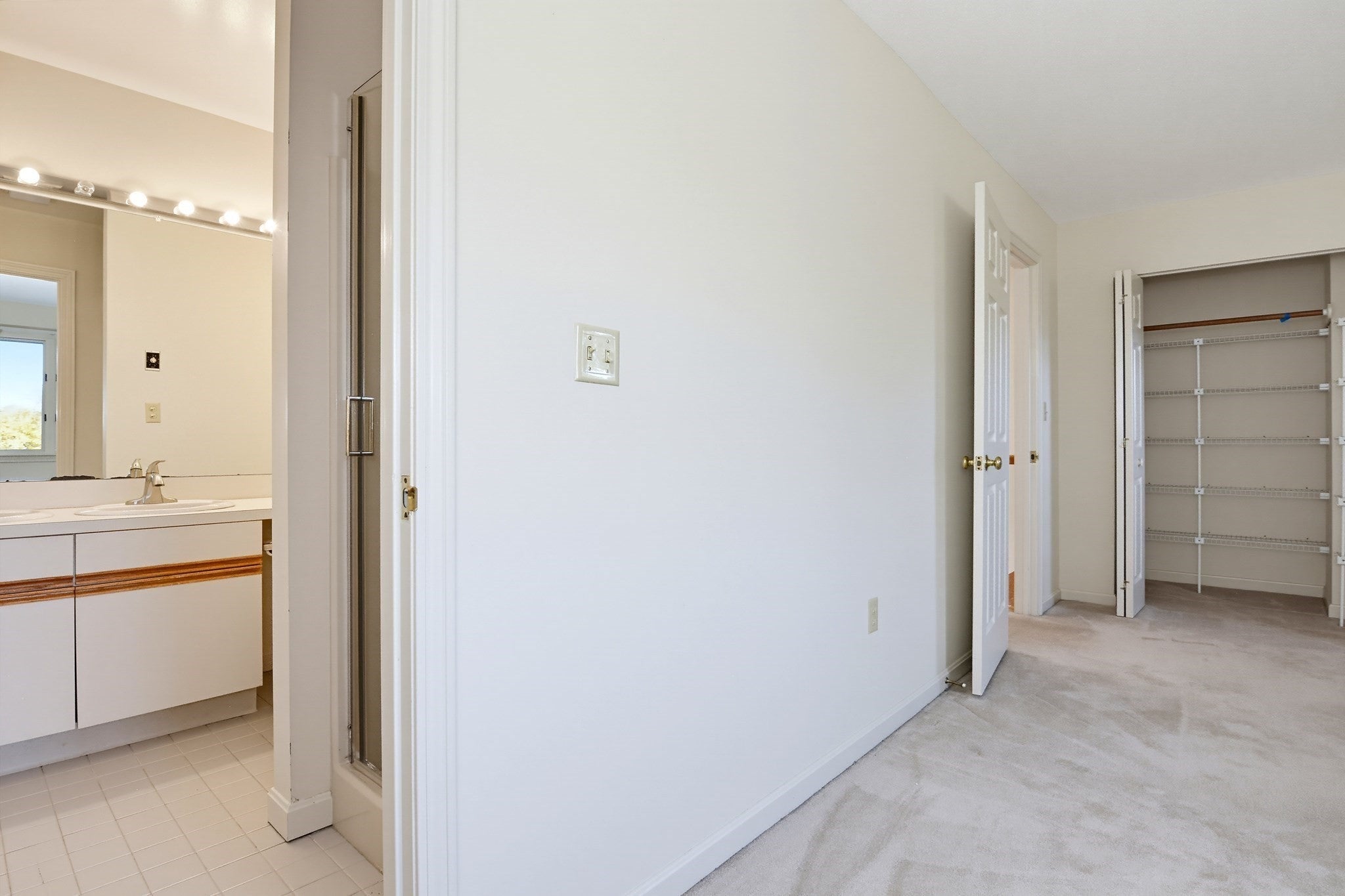 9 Landing Dr #9, Methuen, MA, 9 Landing Dr #9, Methuen, MA Photo #18