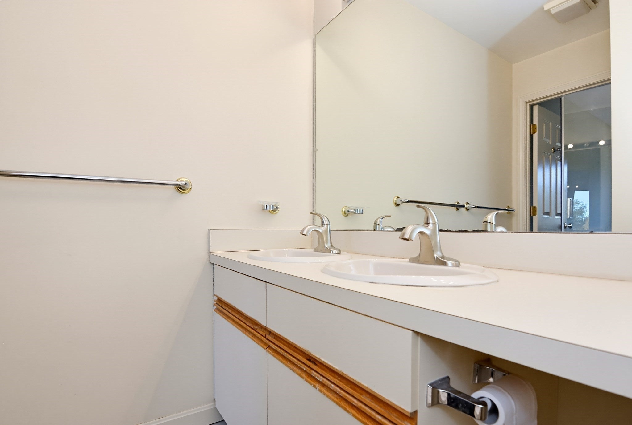 9 Landing Dr #9, Methuen, MA, 9 Landing Dr #9, Methuen, MA Photo #20