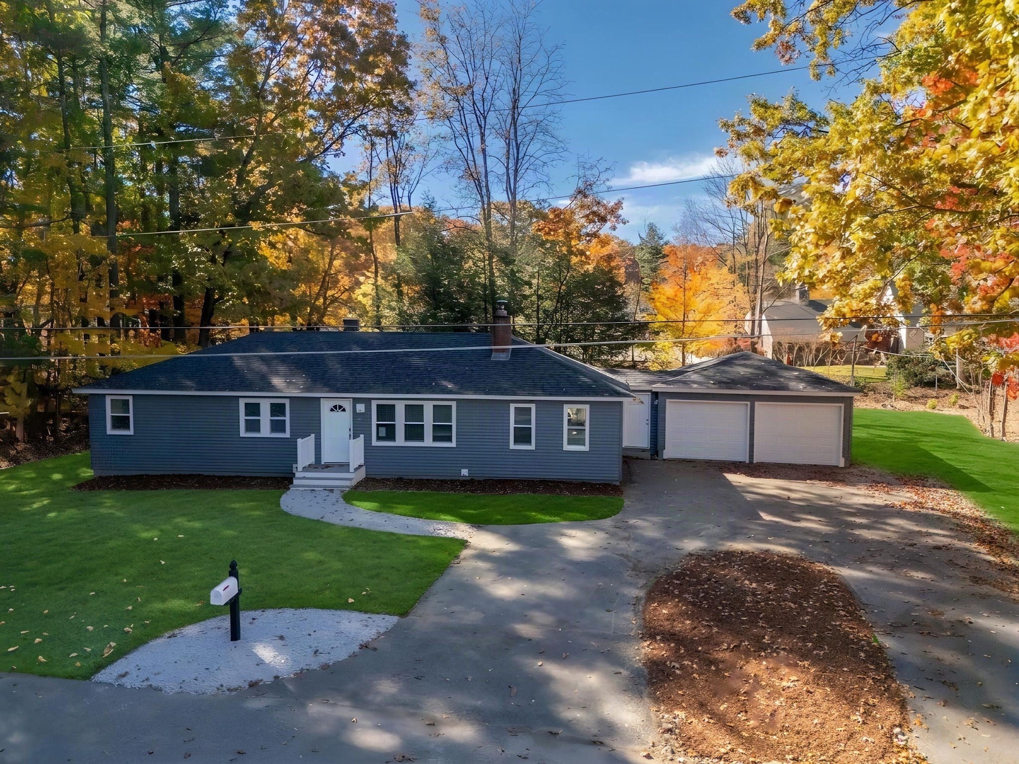 24 Hemlock Dr