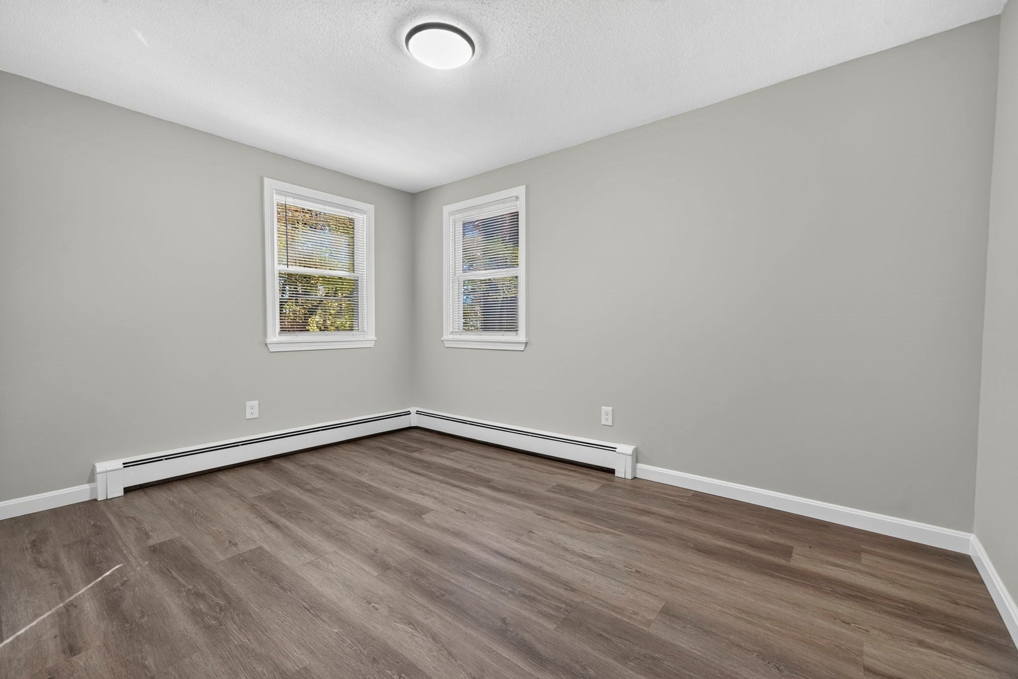 24 Hemlock Dr, Fitchburg, MA, 24 Hemlock Dr, Fitchburg, MA Photo #16