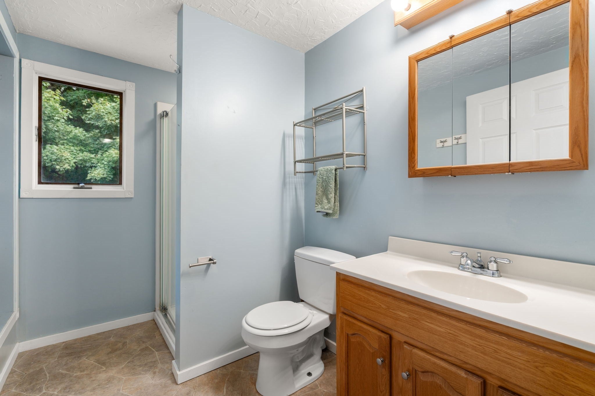 11 Munroe Dr, Plainville, MA Photo #20