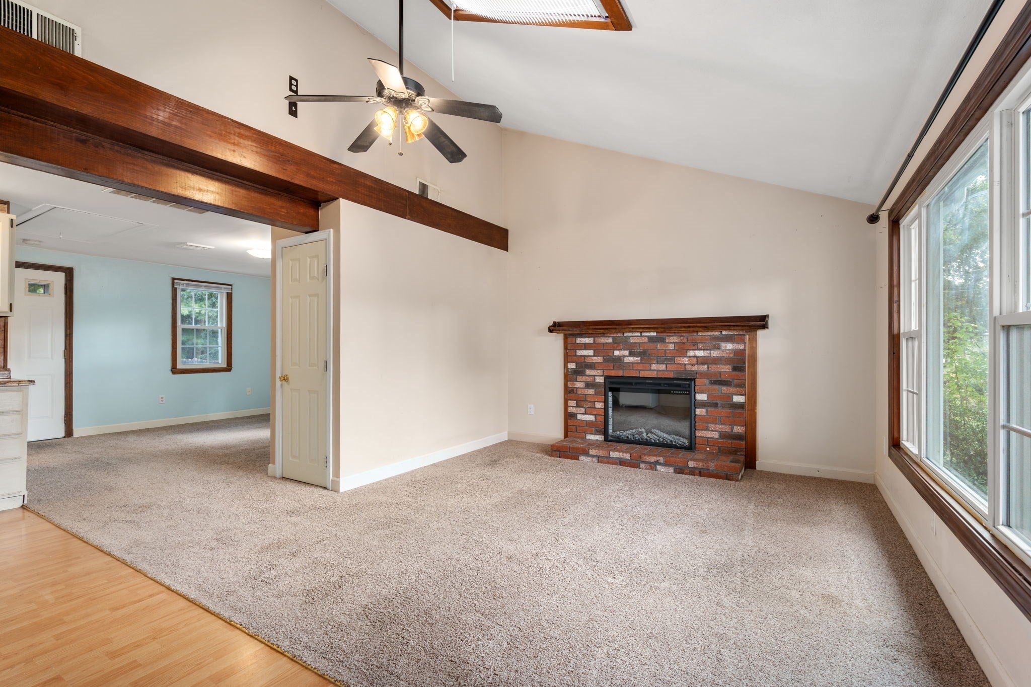 11 Munroe Dr, Plainville, MA Photo #12