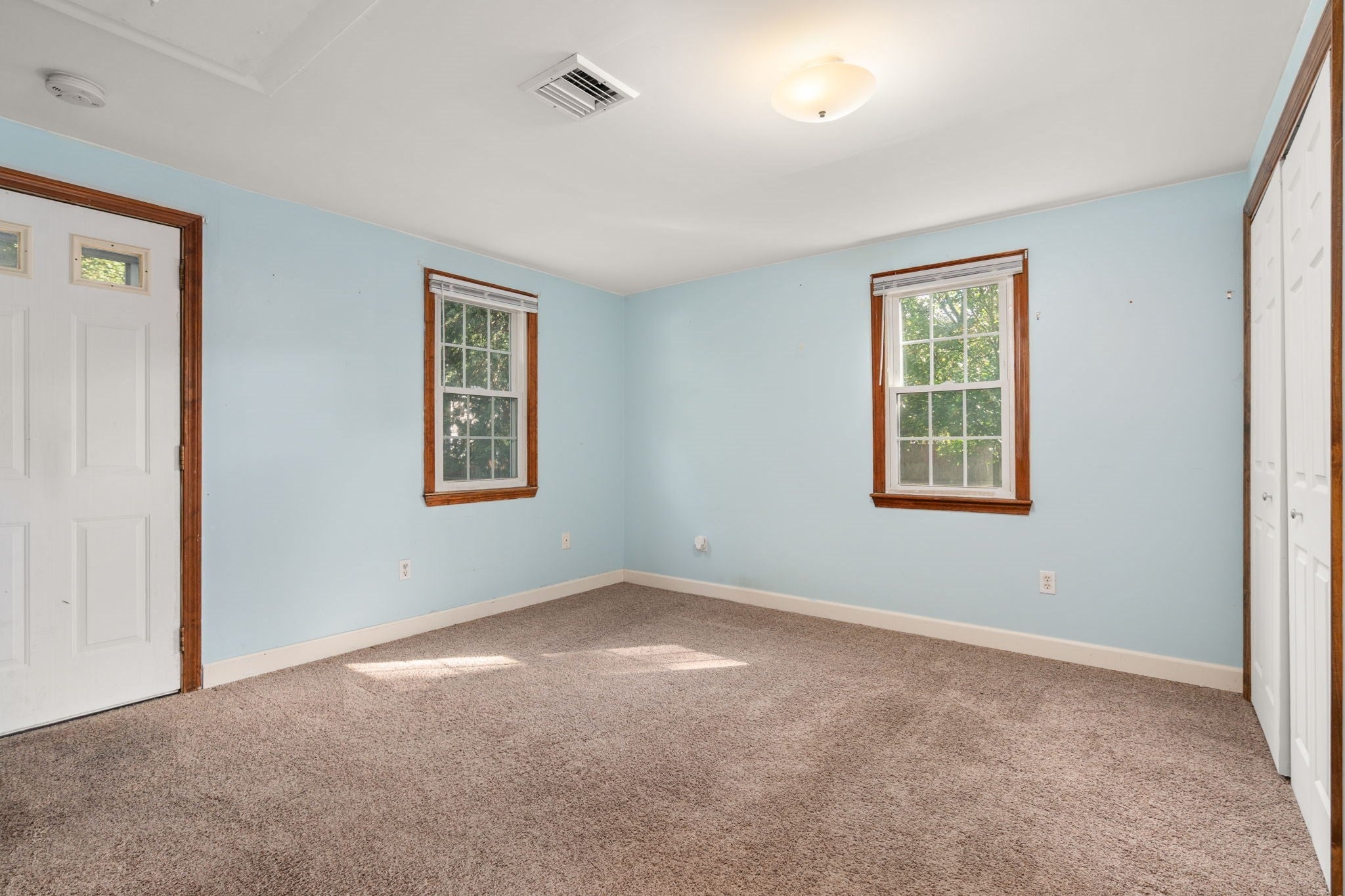 11 Munroe Dr, Plainville, MA Photo #16